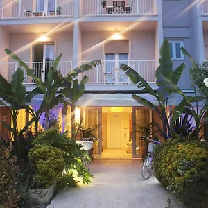 Bijou 4* Forte dei Marmi