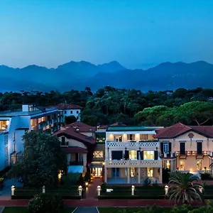 Byron 5* Forte dei Marmi